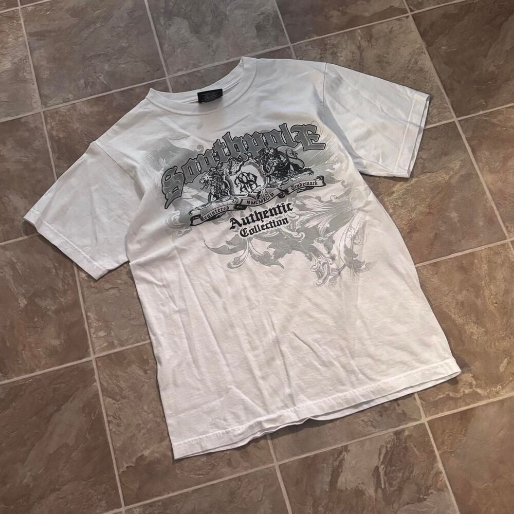 Vintage 2000s Y2K Southpole grunge style tee, deadstock, fits men’s medium!